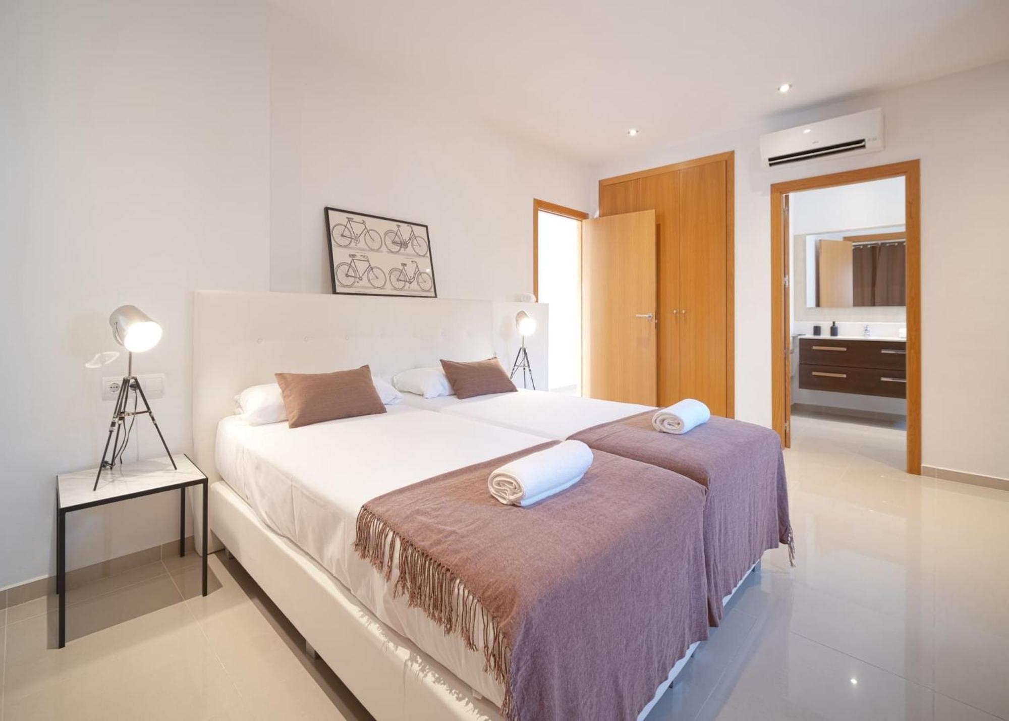 Villa Romeo 2Km From Ibiza Town And 1Km From Talamanca Beach Santa Eulária des Riu Exterior foto