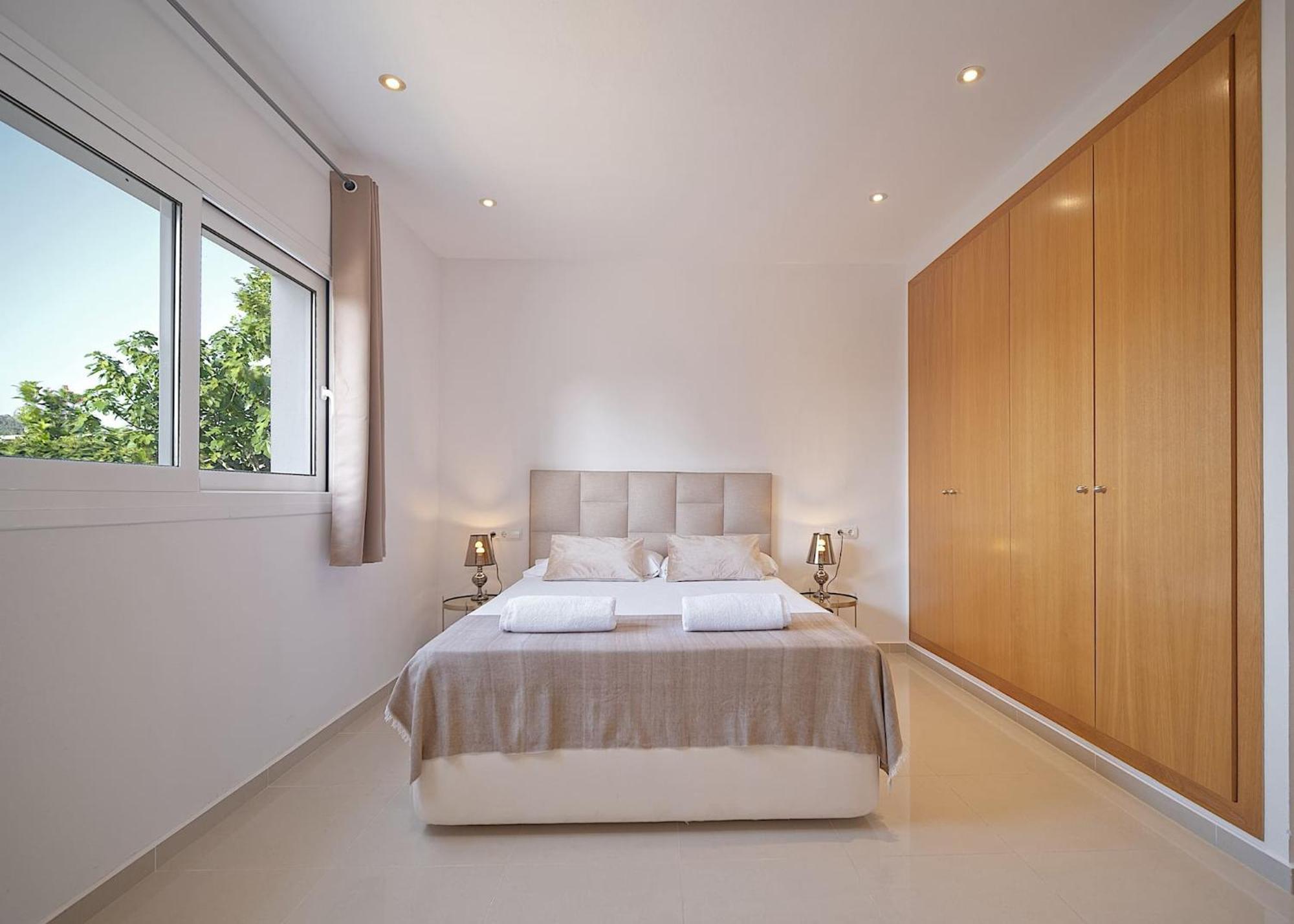 Villa Romeo 2Km From Ibiza Town And 1Km From Talamanca Beach Santa Eulária des Riu Exterior foto