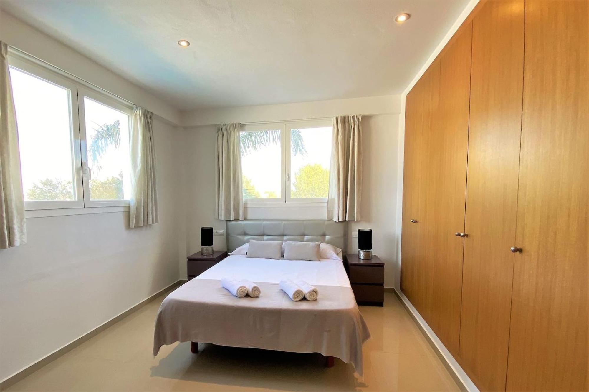 Villa Romeo 2Km From Ibiza Town And 1Km From Talamanca Beach Santa Eulária des Riu Exterior foto
